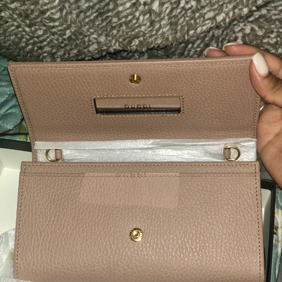 Authentic Brand New Gucci WOC in Porcelain Rose - Picture 3 of 8